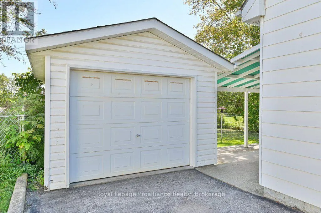 47 BAY DRIVE