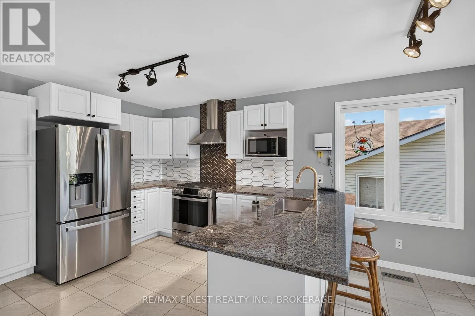 412 MALABAR DRIVE