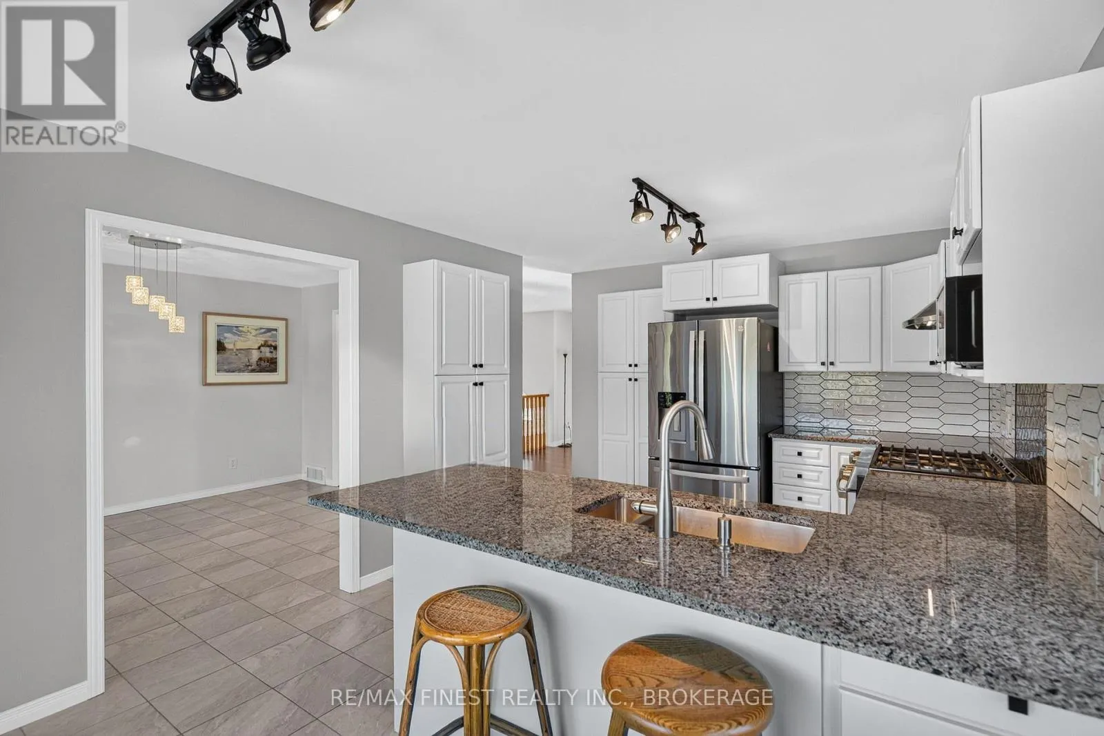 412 MALABAR DRIVE