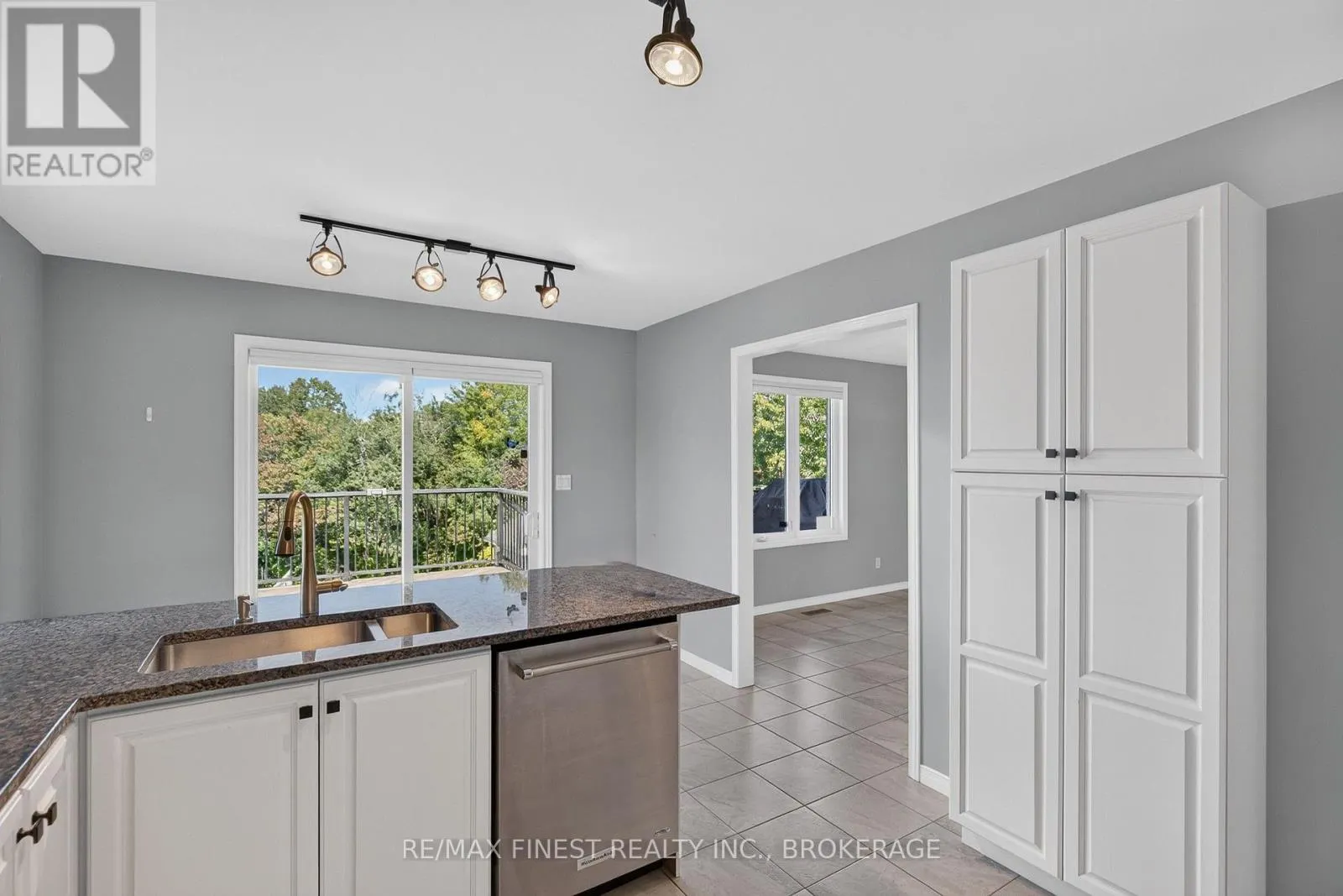 412 MALABAR DRIVE