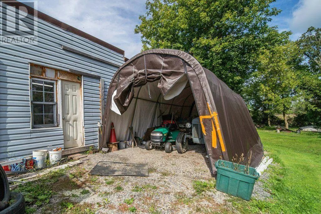 6715 COUNTY RD 2