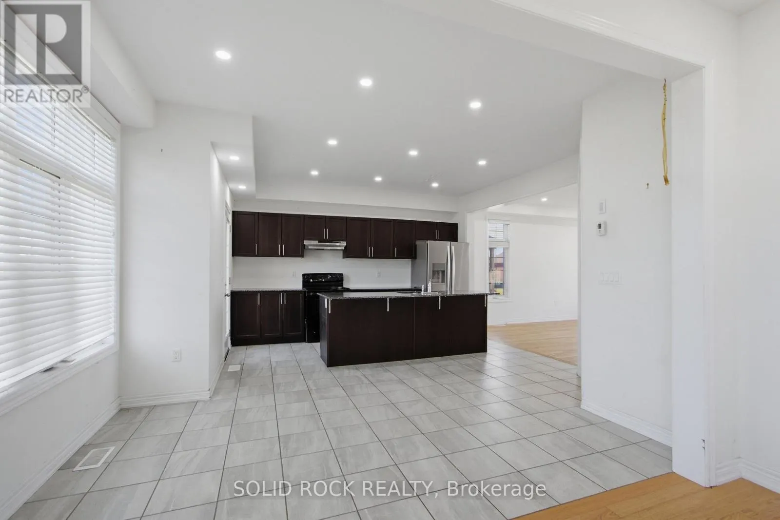 37 SUMMER BREEZE DRIVE