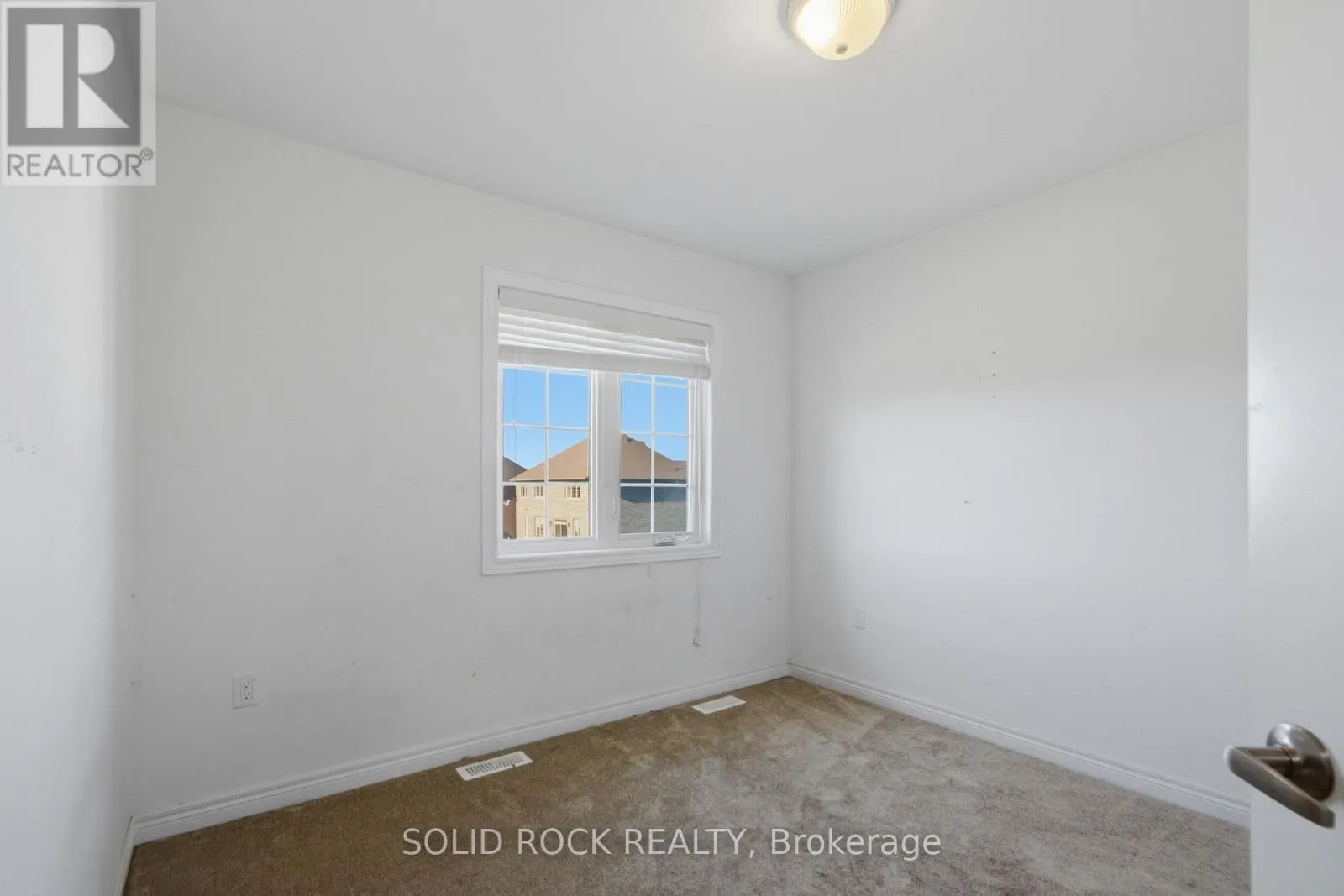 37 SUMMER BREEZE DRIVE