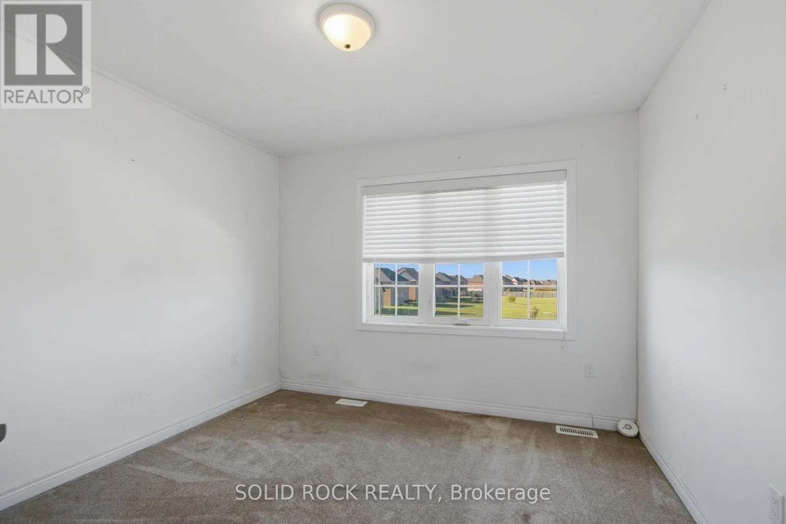 37 SUMMER BREEZE DRIVE