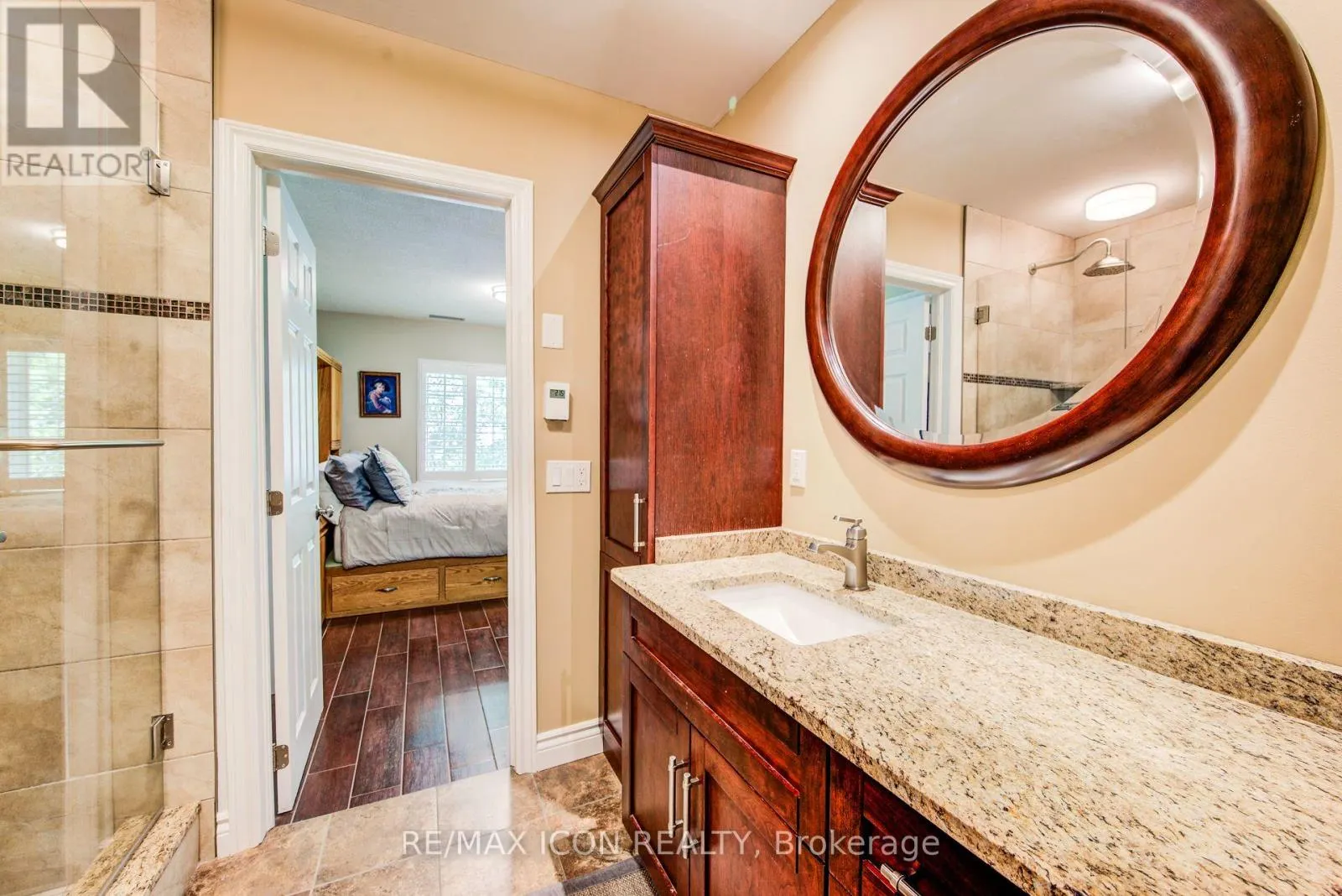 32 - 45 BLUE SPRINGS DRIVE