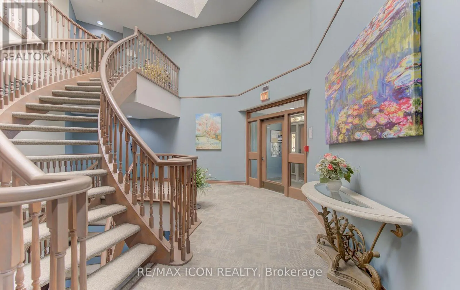 32 - 45 BLUE SPRINGS DRIVE