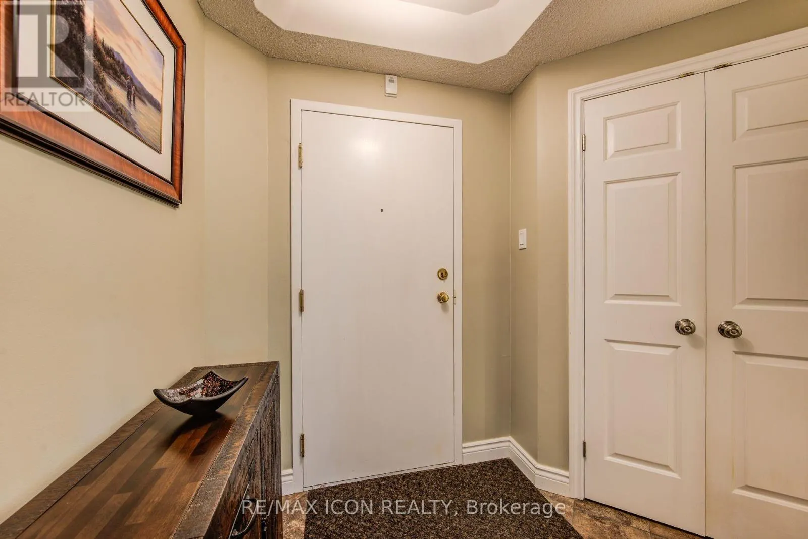 32 - 45 BLUE SPRINGS DRIVE