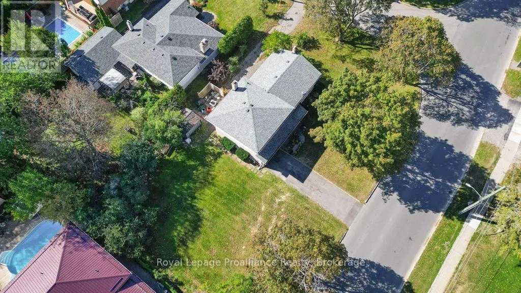 145 LELAND DRIVE