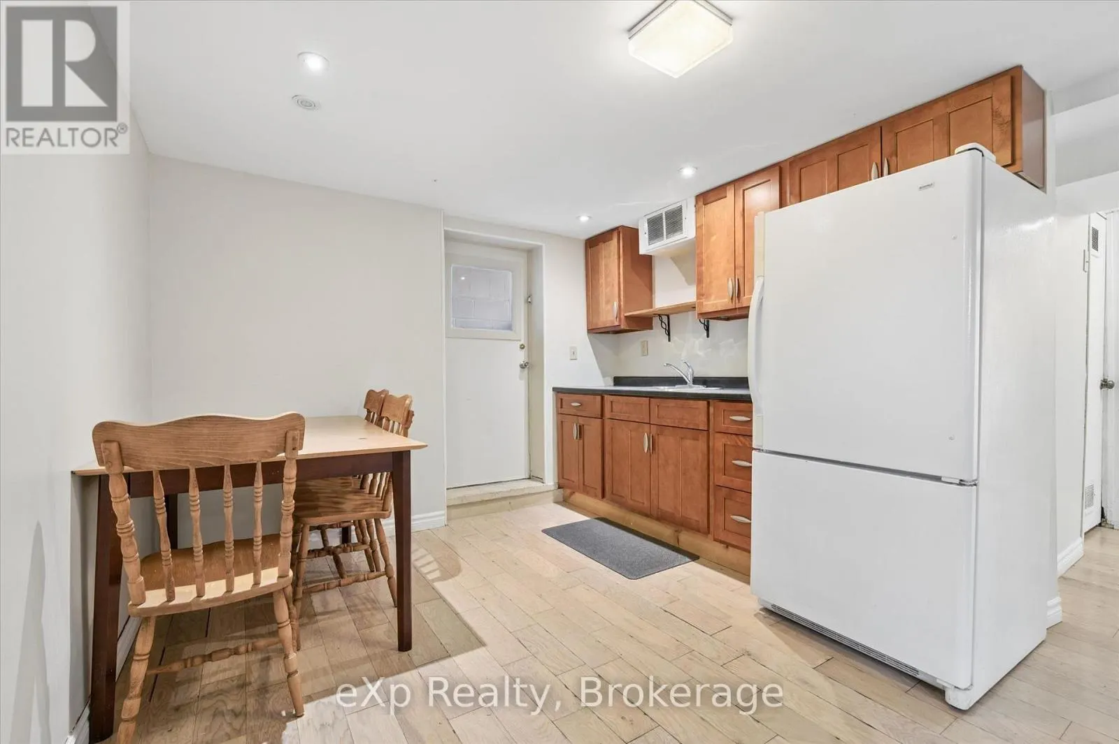 79 DUMBARTON STREET
