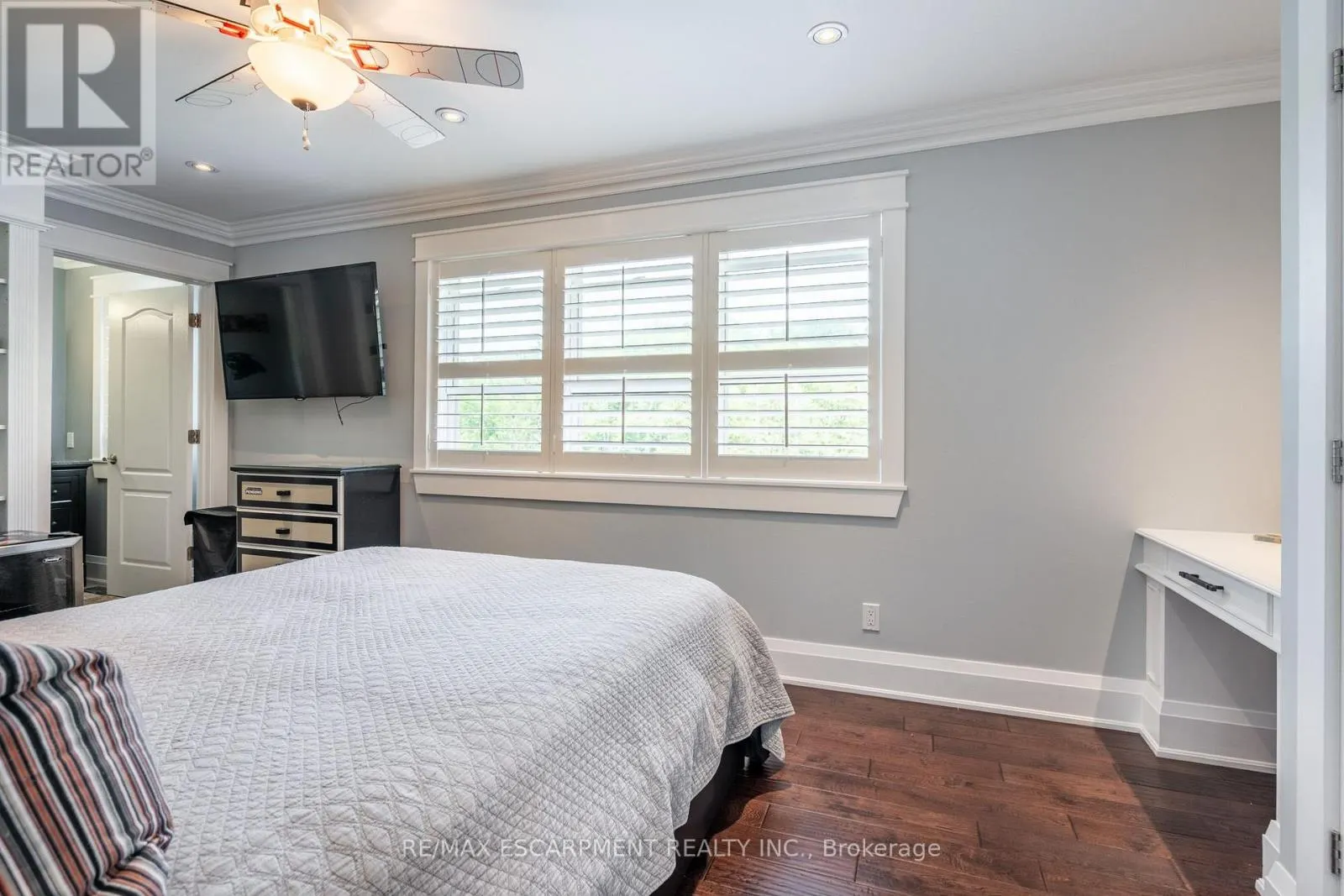 381 WOODWORTH COURT