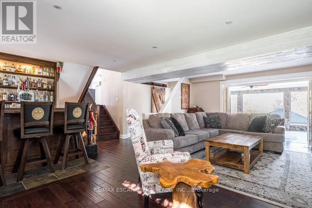 381 WOODWORTH COURT
