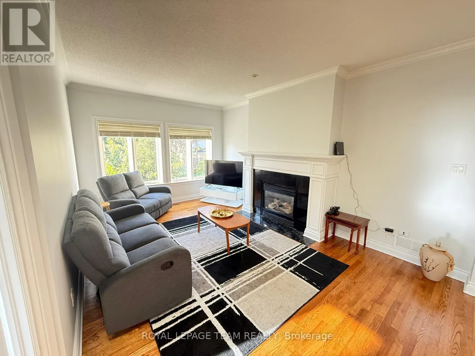 3 SAMUEL MANN AVENUE