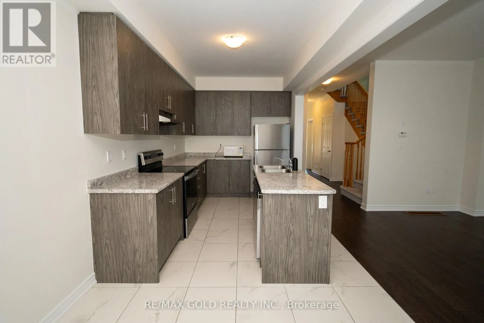 1 - 166 DEERPATH DRIVE