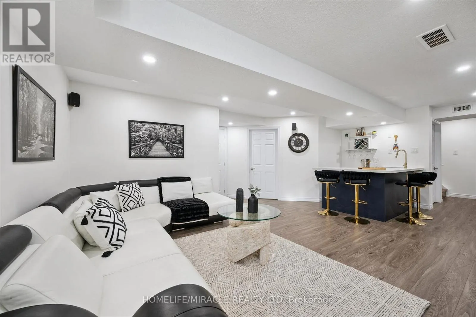 736 WOOD LILY STREET