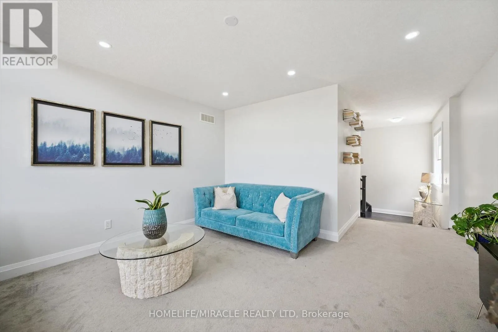 736 WOOD LILY STREET