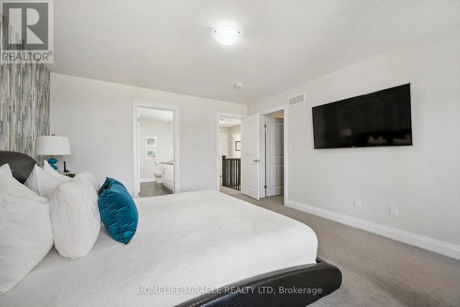 736 WOOD LILY STREET