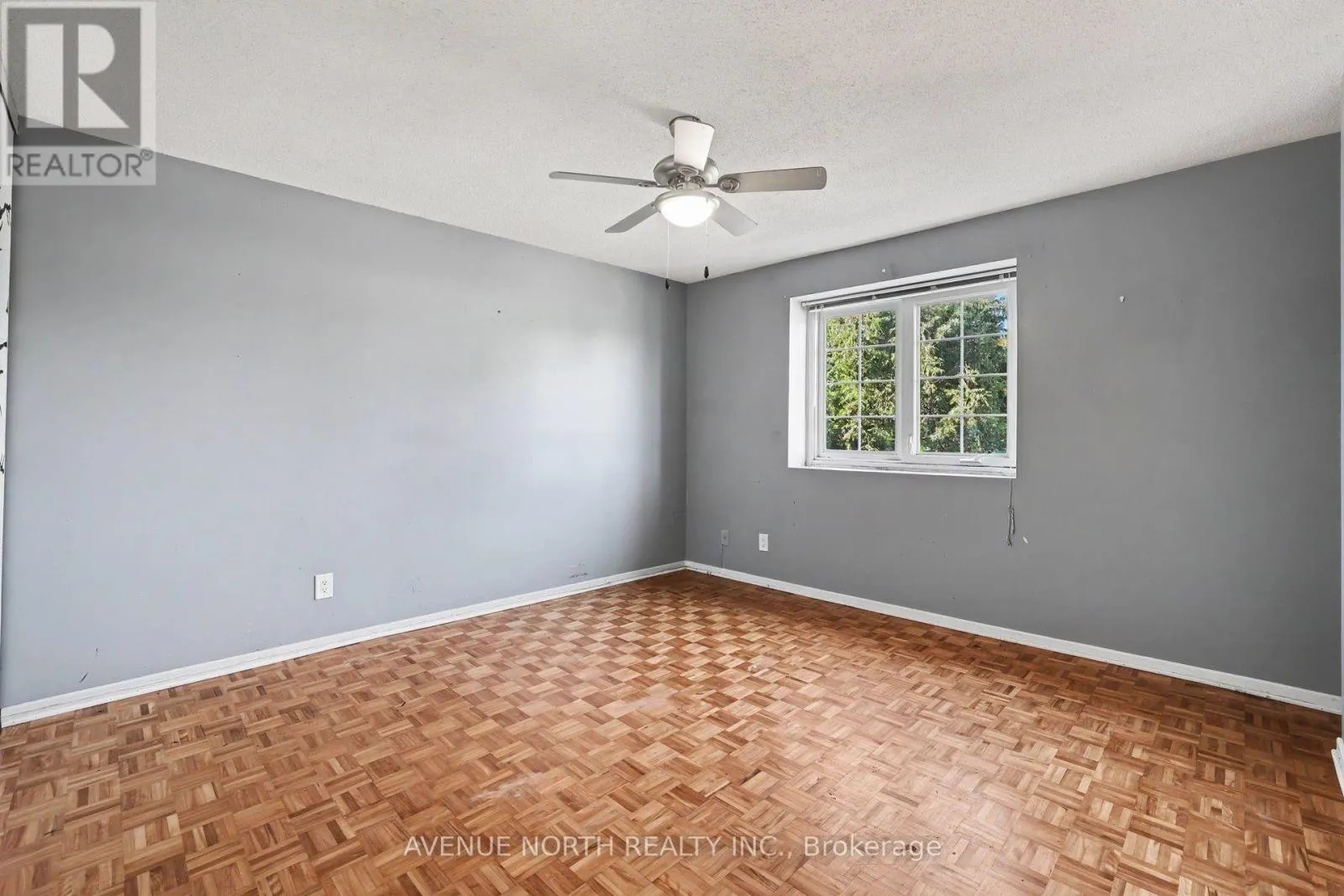 68 DOWNSVIEW CRESCENT