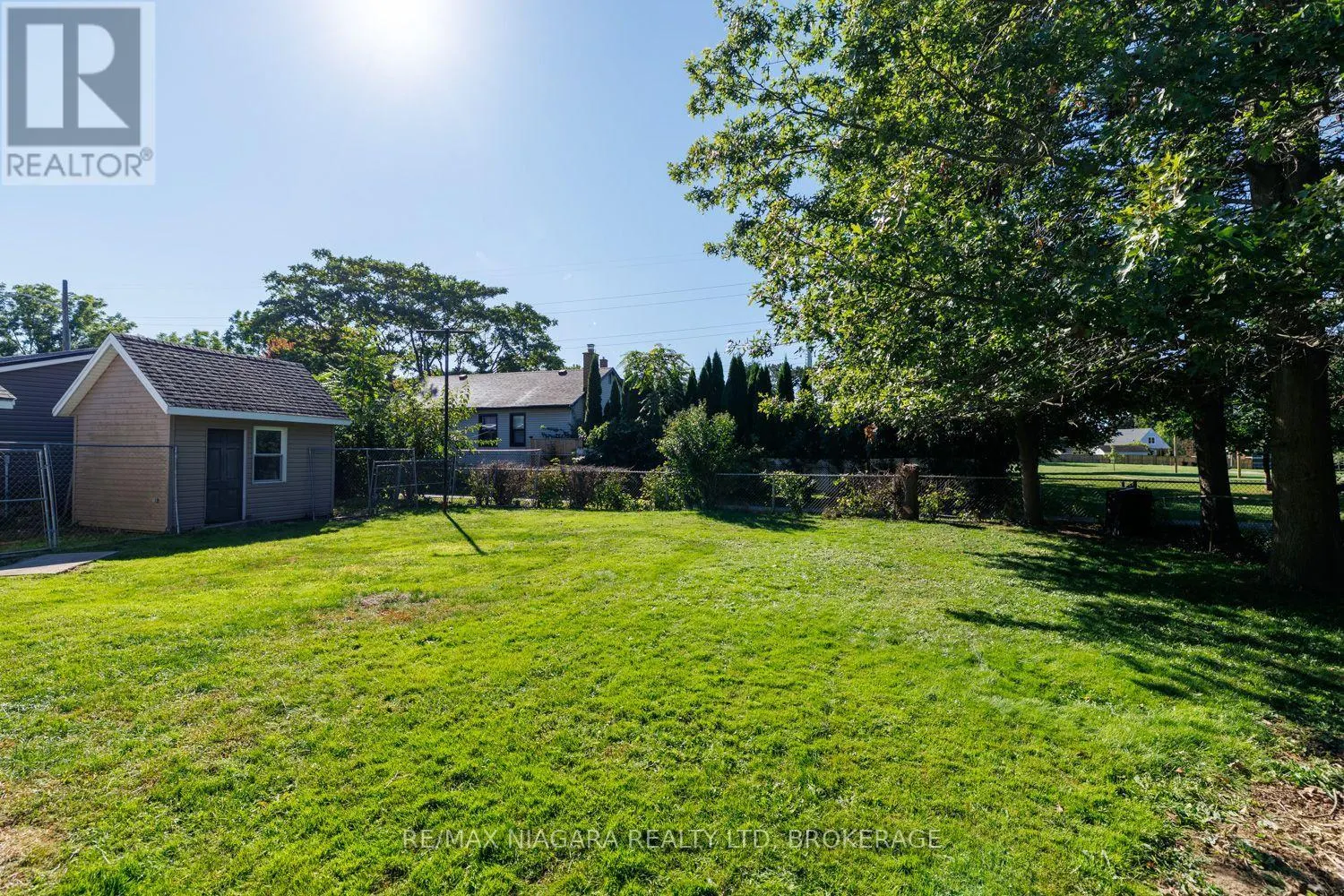 6424 CORWIN CRESCENT