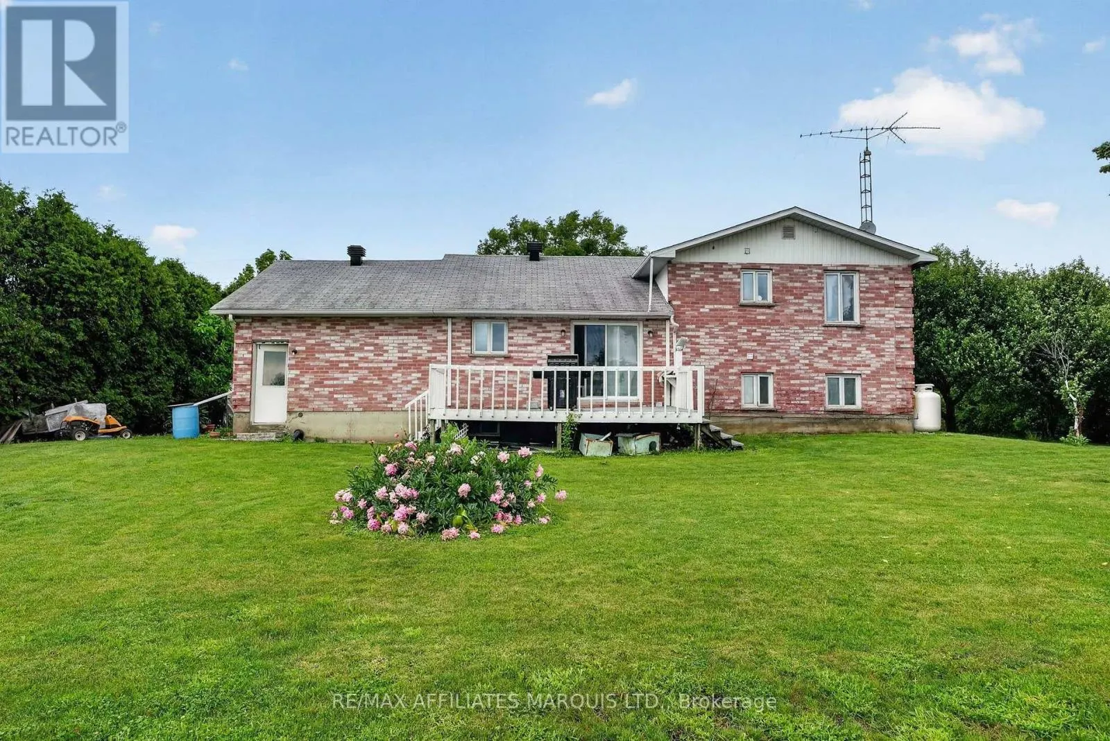20474 CONCESSION 8 ROAD