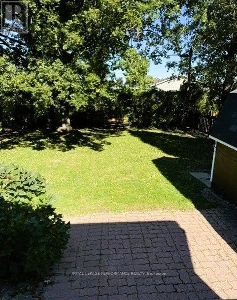 418 BELLEVUE CRESCENT