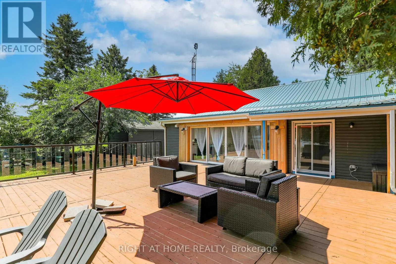 21 SHIRLEY ANNE DRIVE S