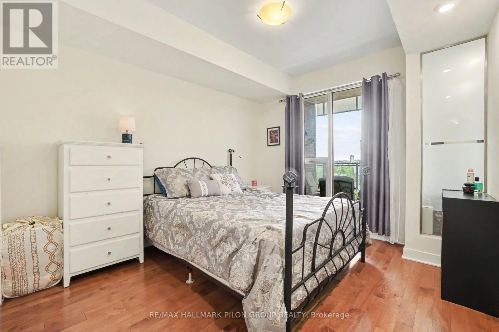 619 - 300C LETT STREET