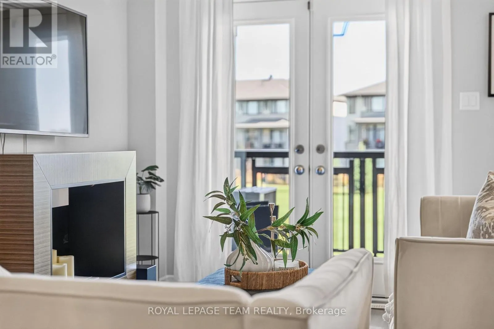 246 LEATHER LEAF TERRACE