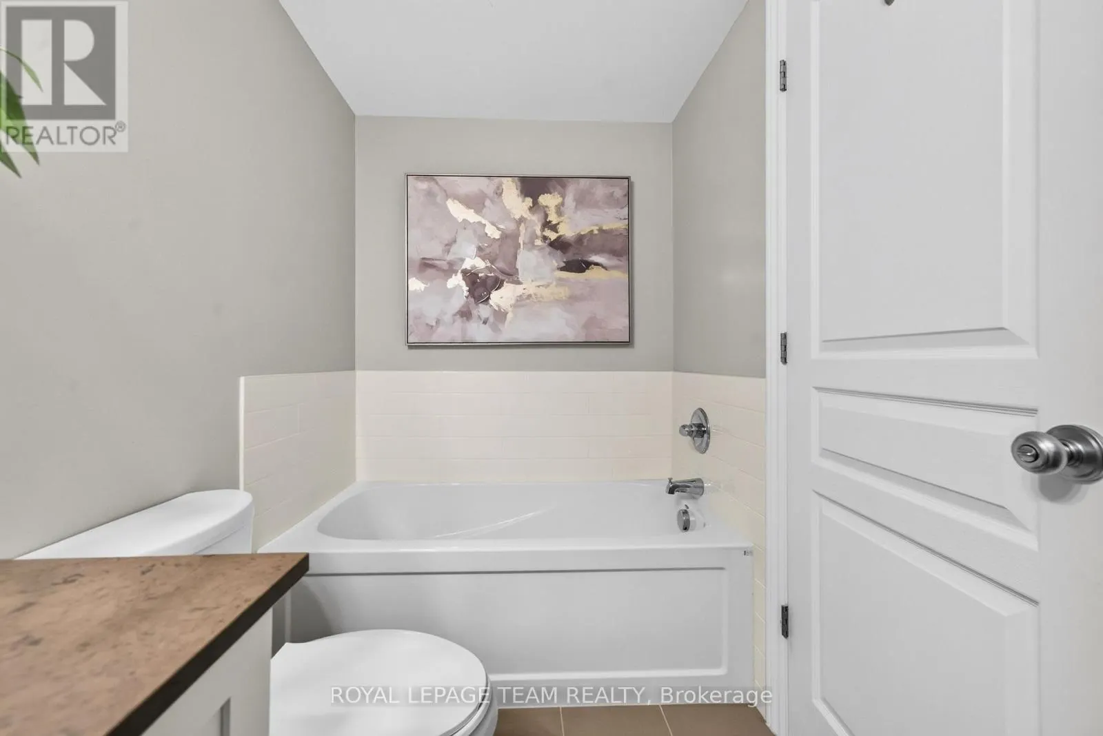 246 LEATHER LEAF TERRACE
