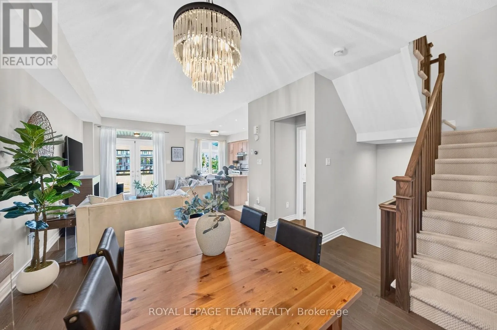 246 LEATHER LEAF TERRACE