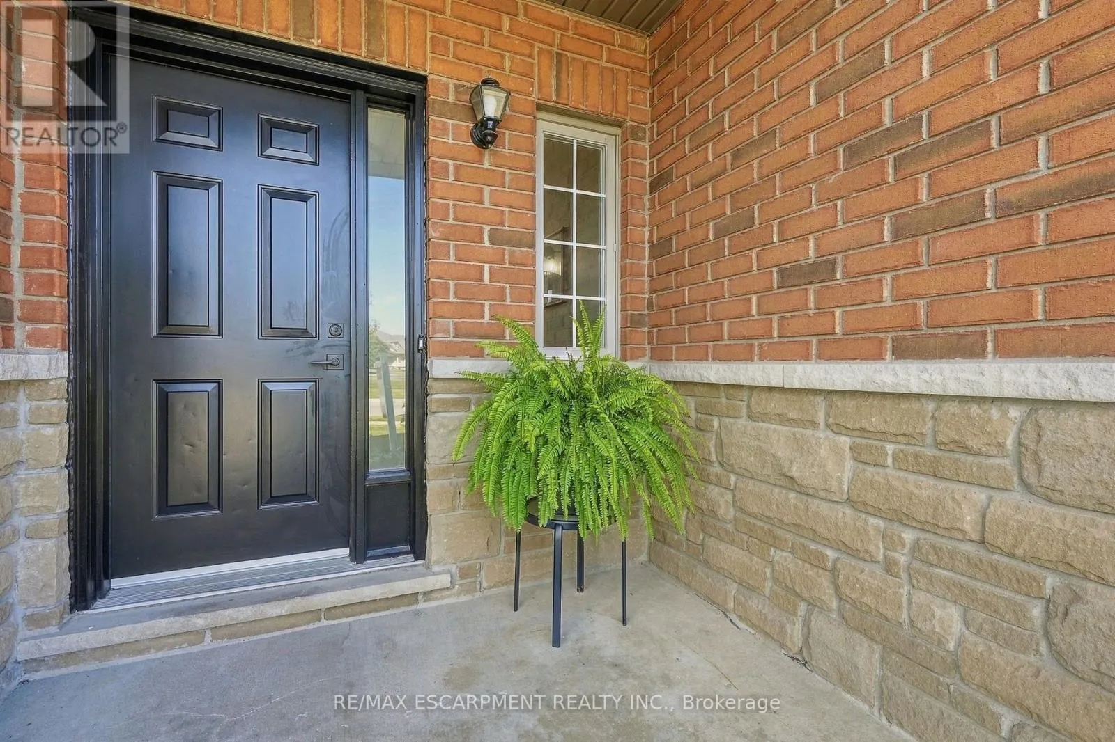 257 SOUTHBROOK DRIVE