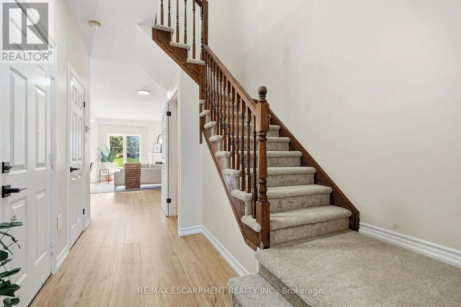 257 SOUTHBROOK DRIVE