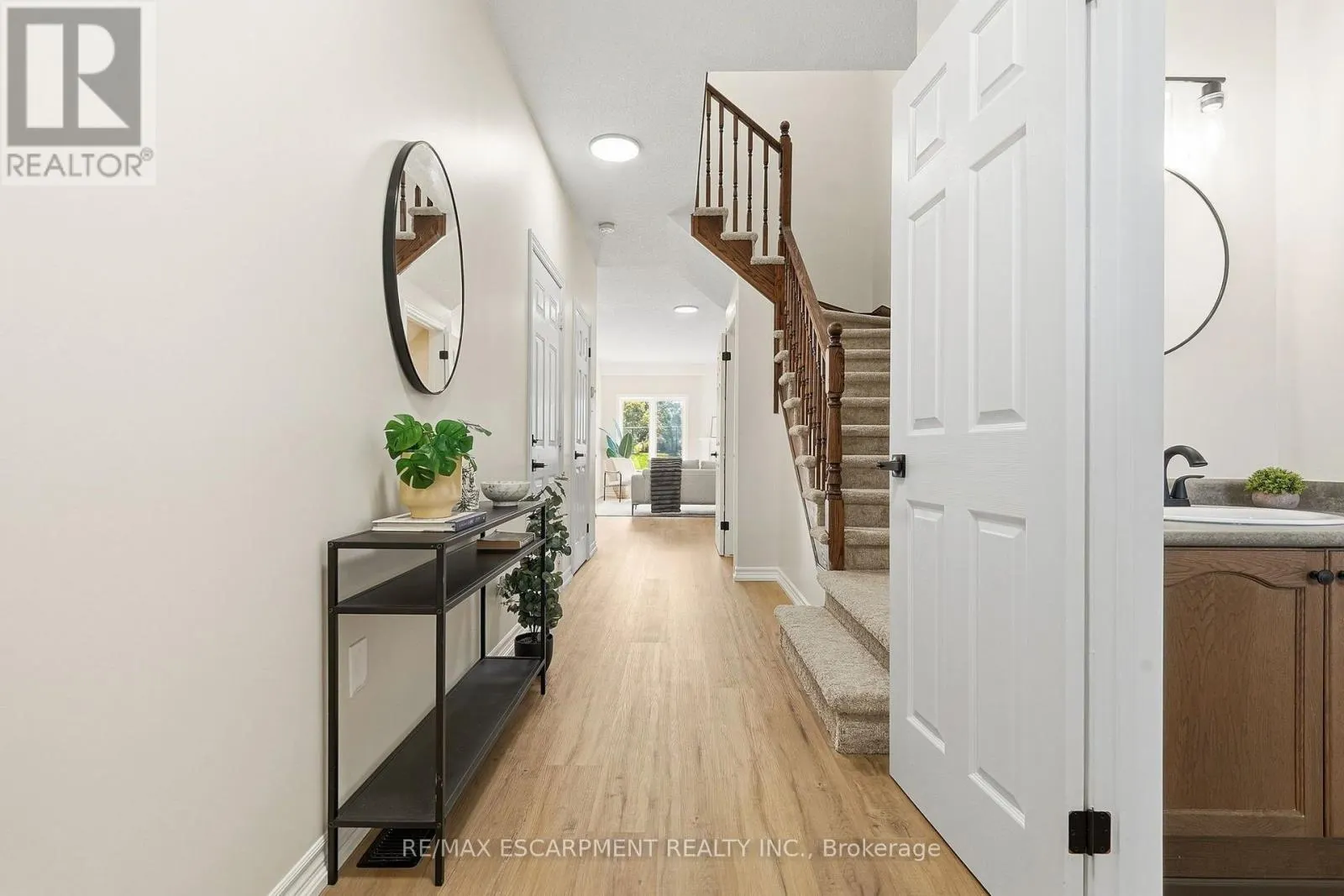 257 SOUTHBROOK DRIVE