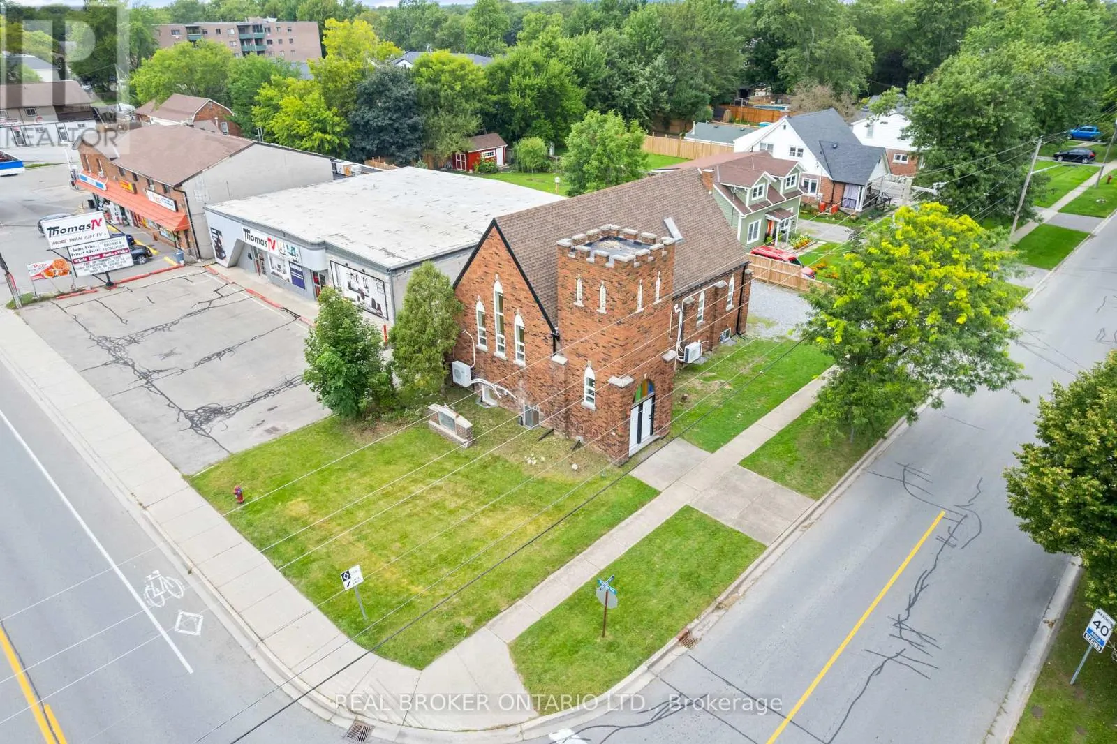 3 - 120 THOROLD ROAD #3