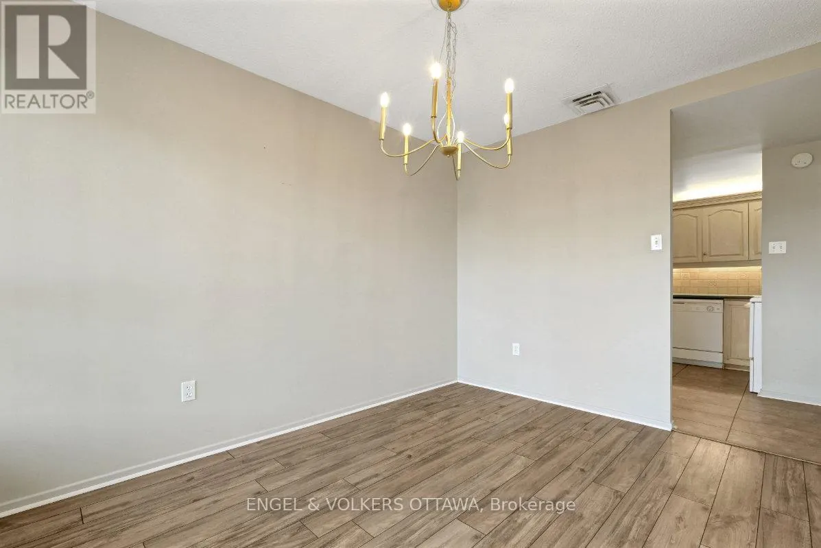 505 - 373 LAURIER AVENUE E