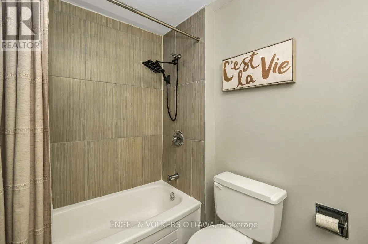 505 - 373 LAURIER AVENUE E