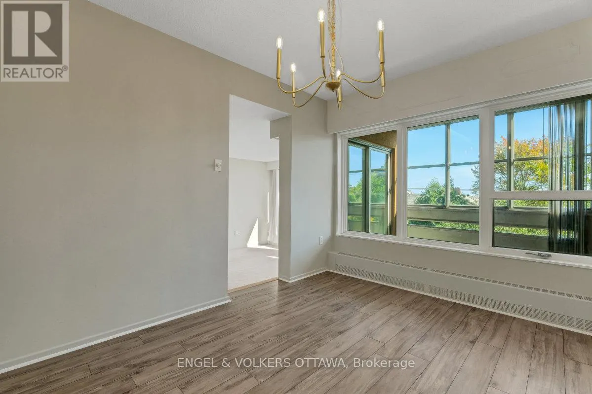 505 - 373 LAURIER AVENUE E