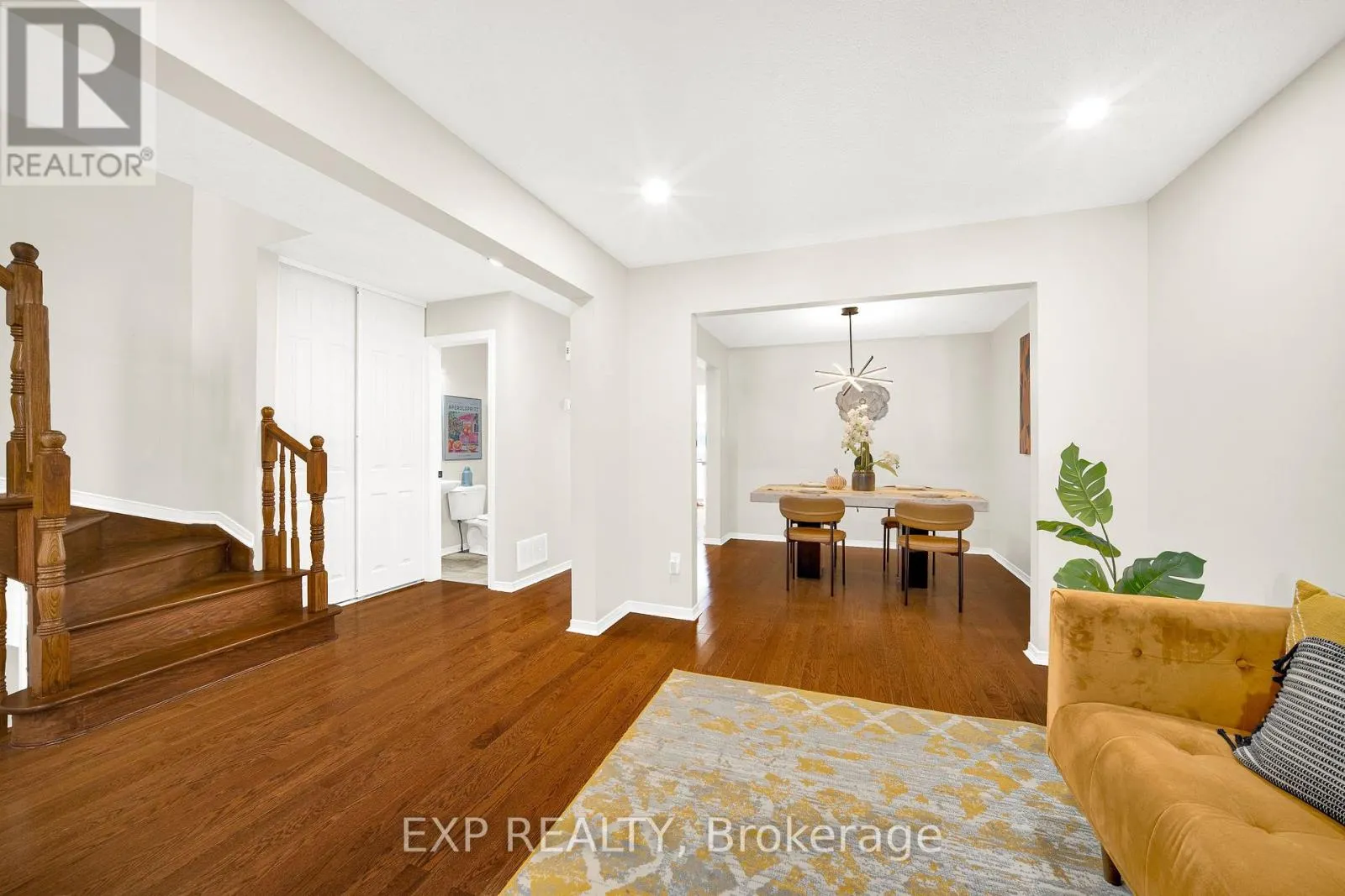 105 SOUTHPORT DRIVE