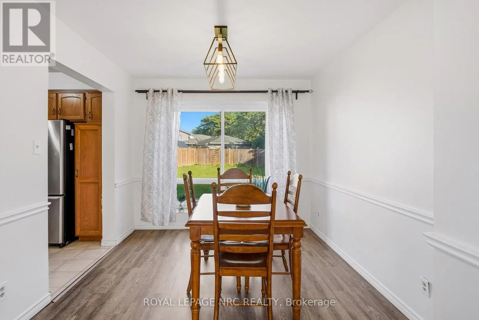 6033 WILDROSE CRESCENT