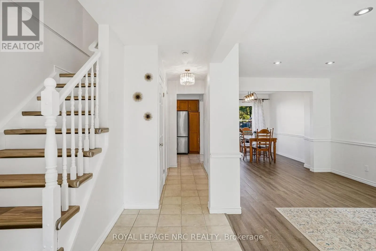 6033 WILDROSE CRESCENT
