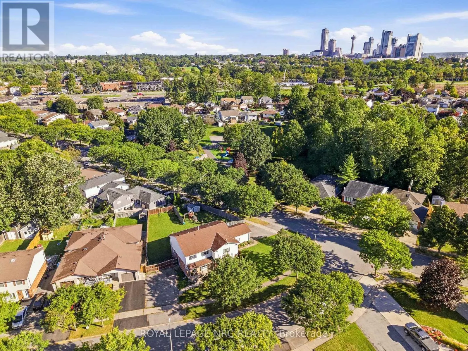 6033 WILDROSE CRESCENT