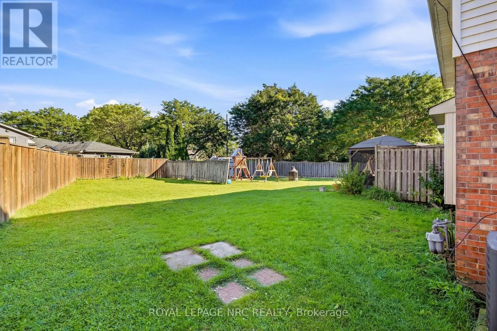 6033 WILDROSE CRESCENT