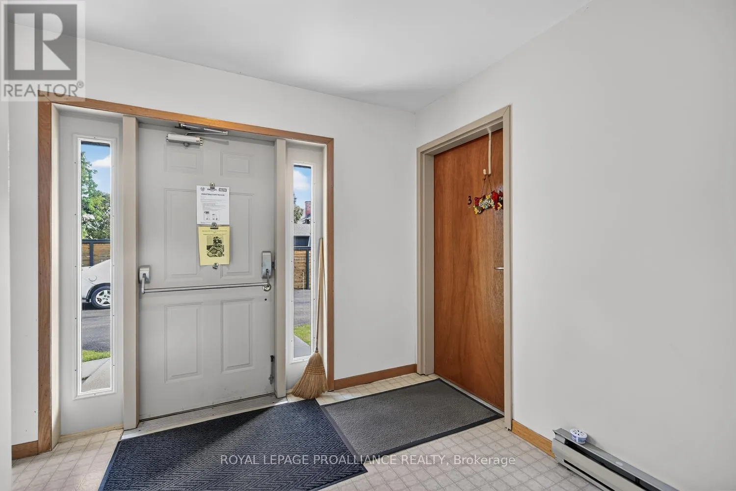 232 PARK STREET W