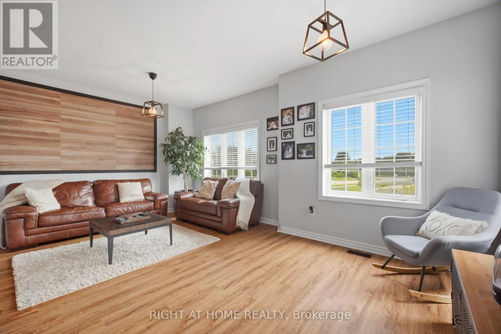 73 - 88 DECORSO DRIVE