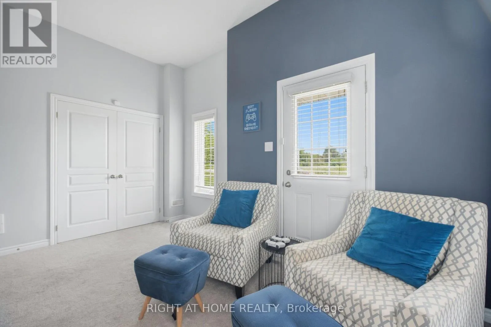 73 - 88 DECORSO DRIVE