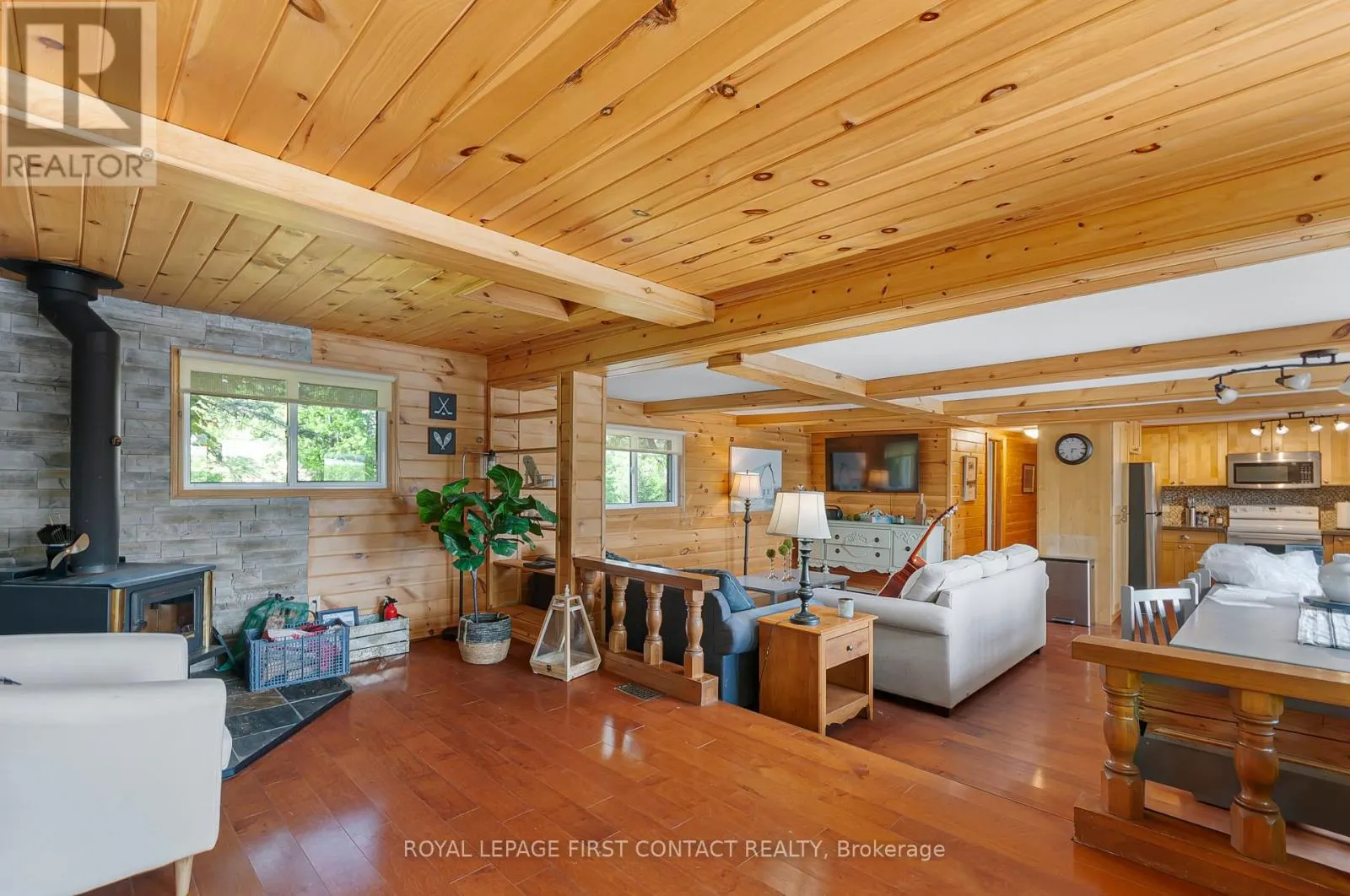 103 PENINSULA DRIVE