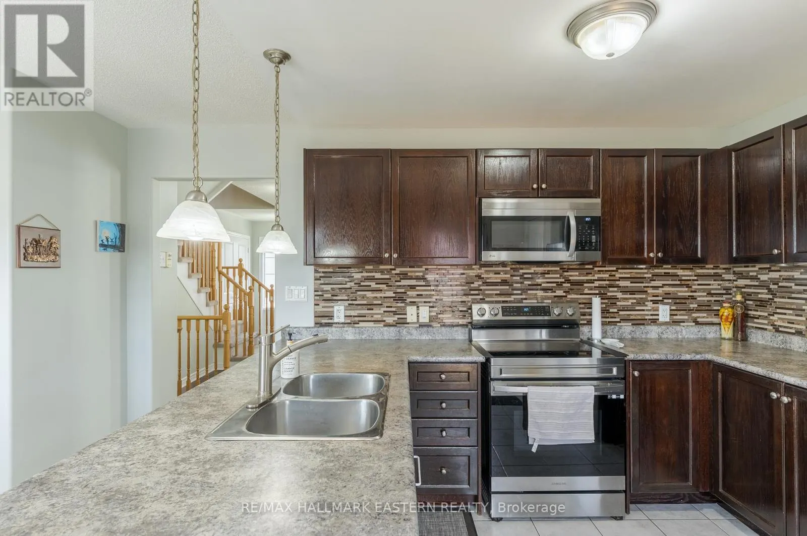 247 BOWEN DRIVE