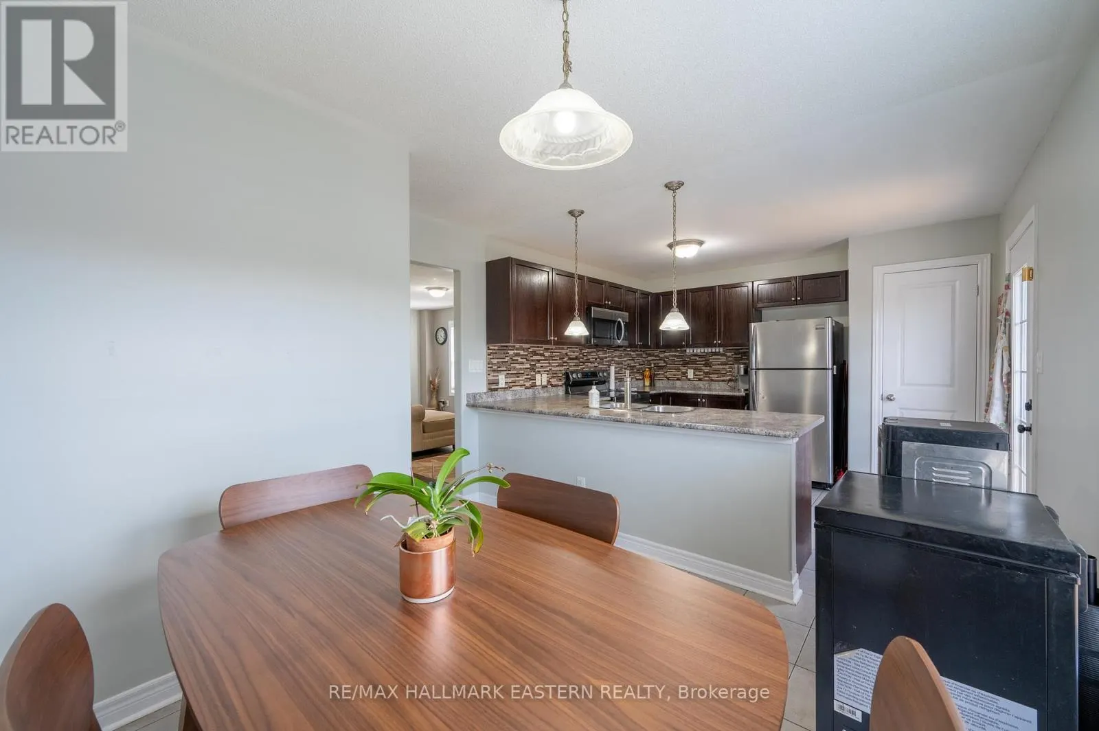 247 BOWEN DRIVE