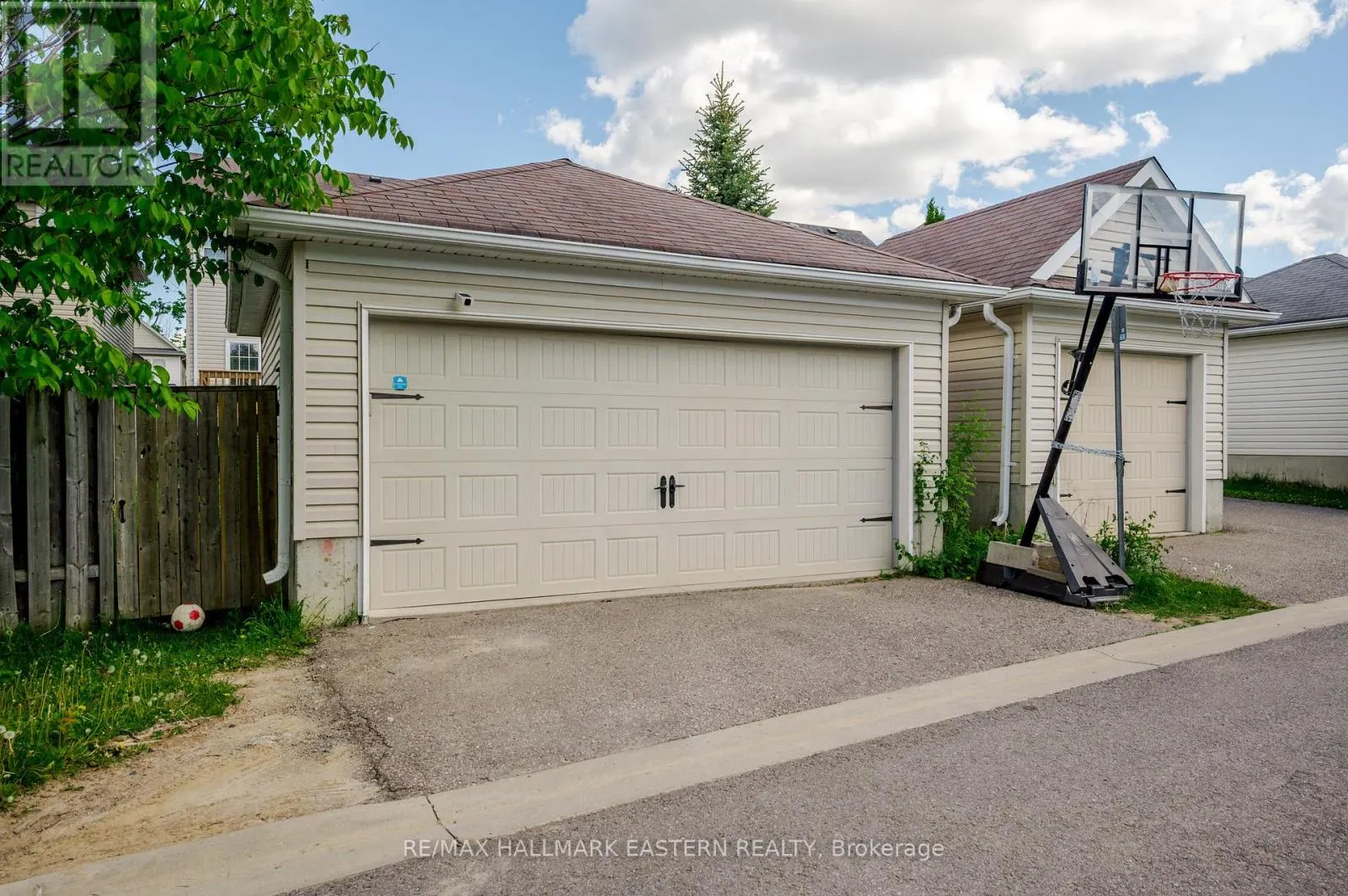 247 BOWEN DRIVE