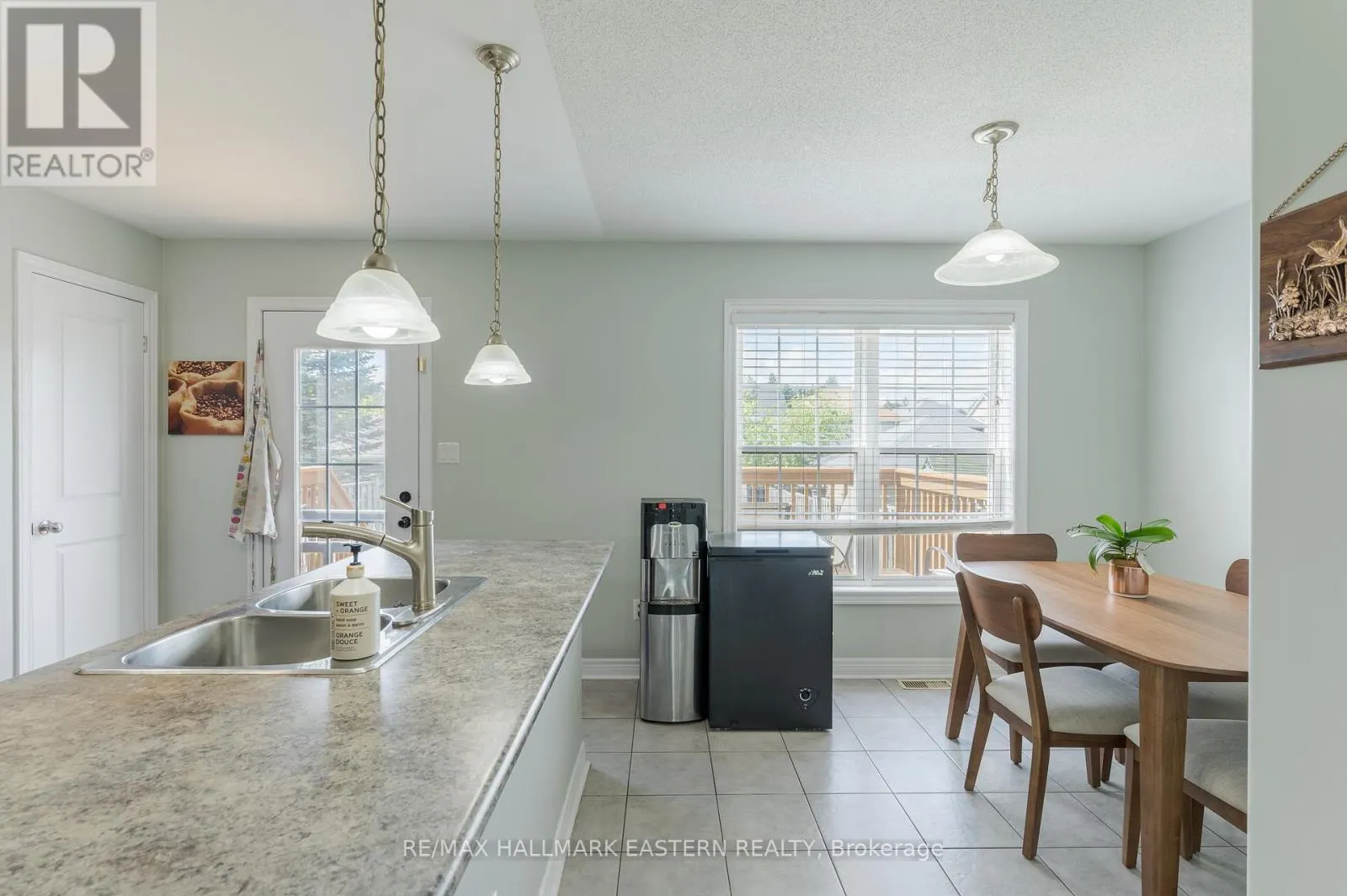 247 BOWEN DRIVE