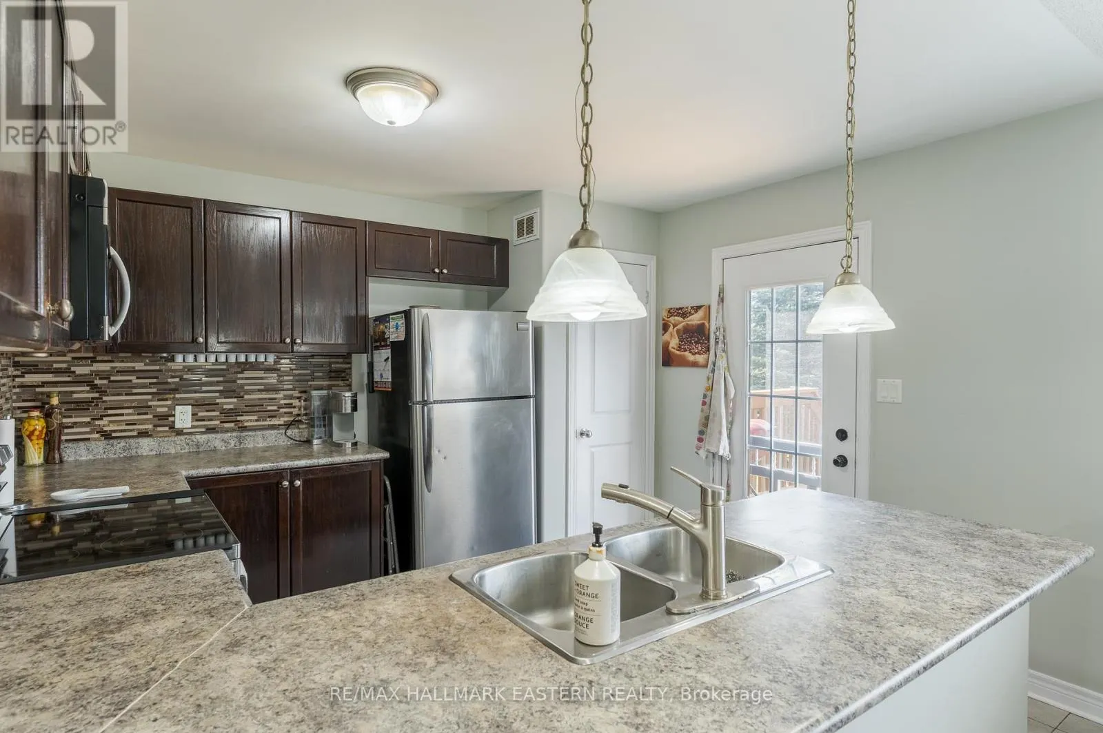 247 BOWEN DRIVE